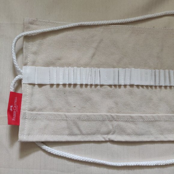 Fabric Castle Roll Up Canvas Pencil Case for 52 Slots | Drawing Sketching Arts - Picture 3 of 6